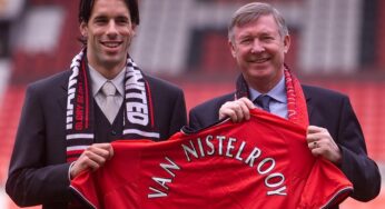 Sir Alex Ferguson Putuskan Jauhi MU Setelah Pemecatan