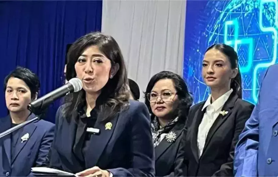 Raline Shah Jalani Tugas Perdana sebagai Staf Khusus Komdigi